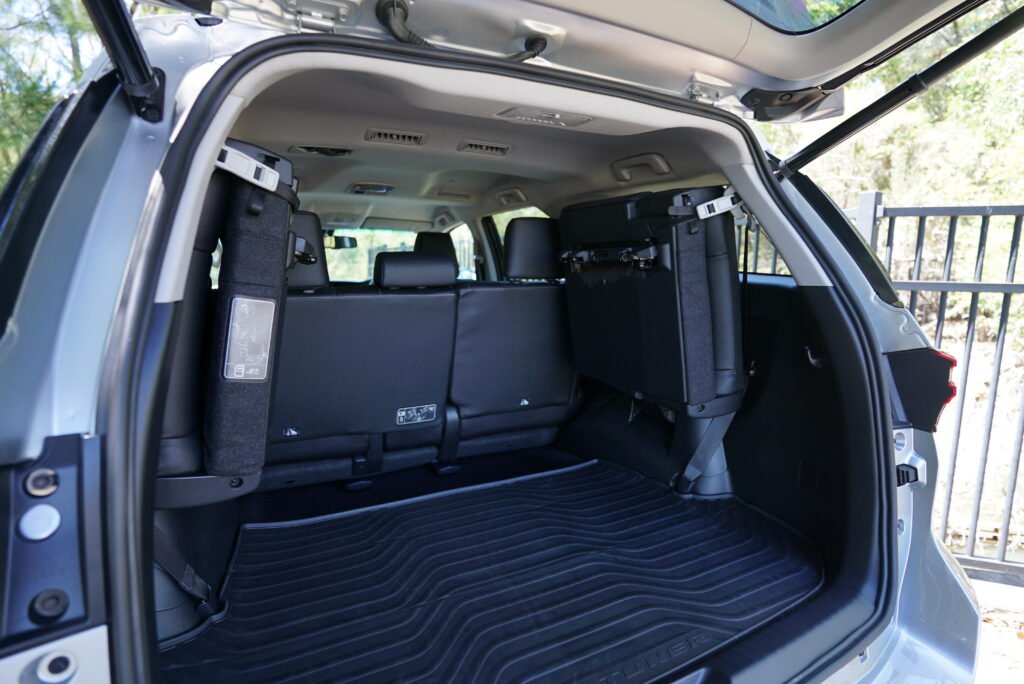 Sewa Mobil Fortuner