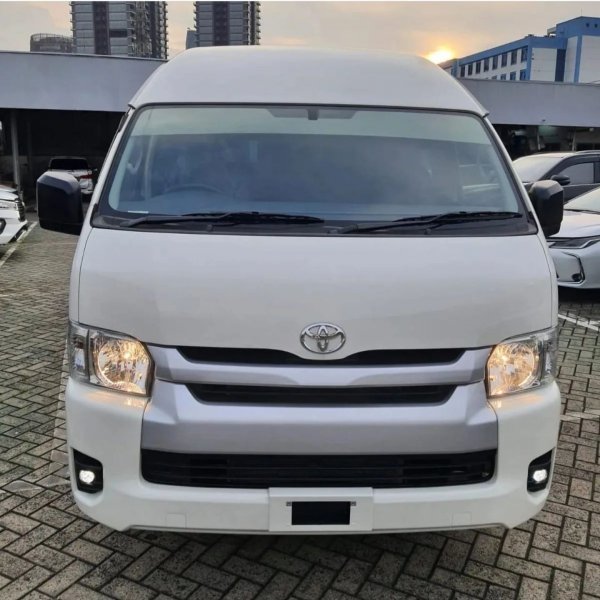 Sewa Mobil HiAce Tasikmalaya Murah di Berkah Jaya Kelana 1 sewa mobil hiace